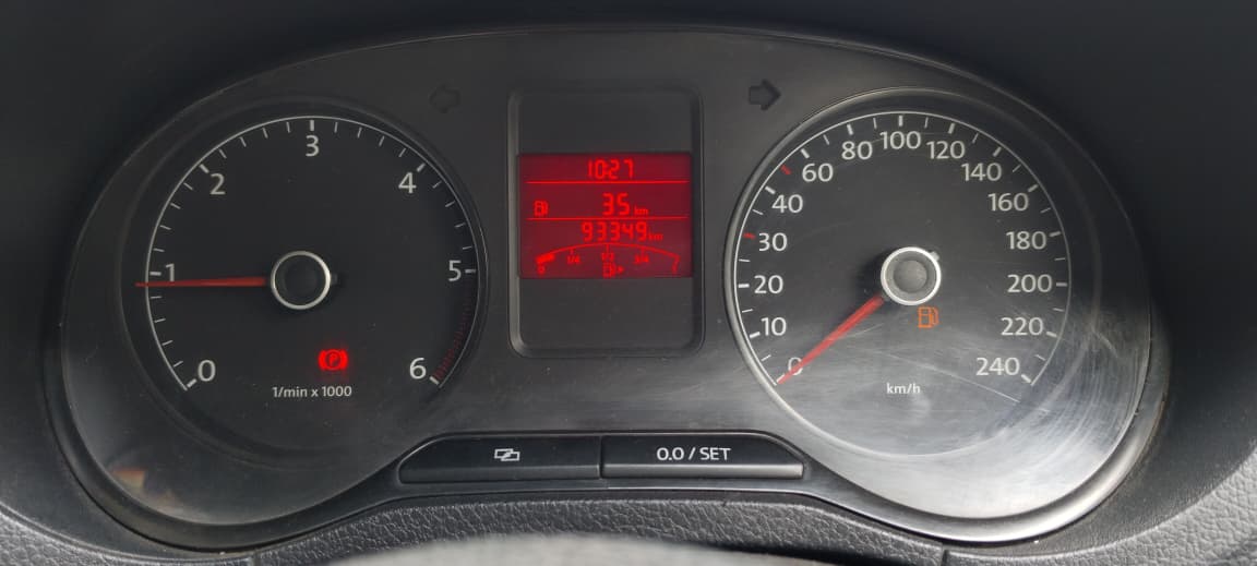 Volkswagen Polo(2012-2014) Highline 1.2l D